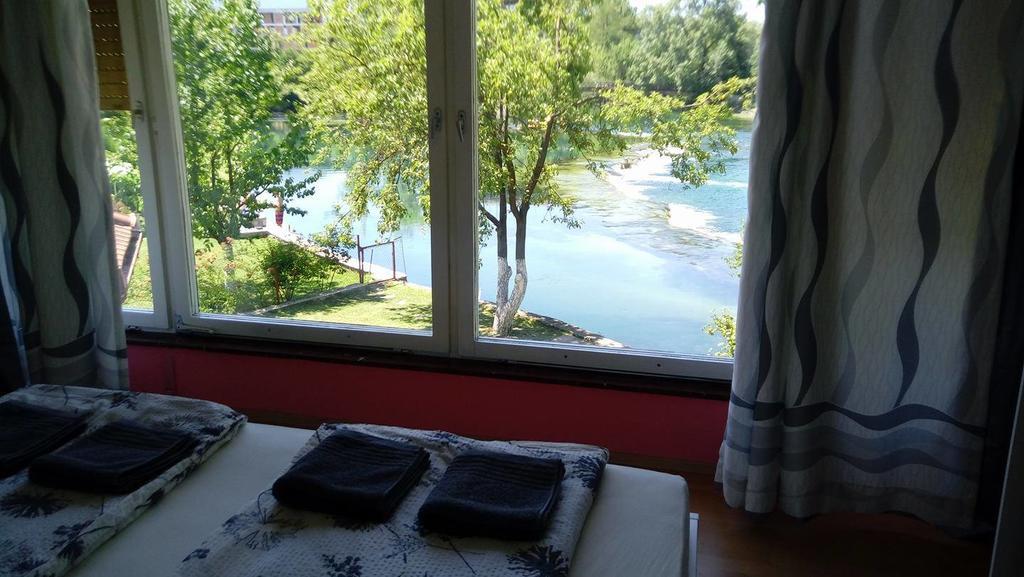 Guesthouse Una 1 Bihac Bihać Exterior foto